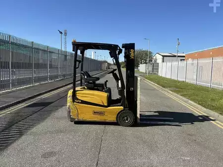 Elektro tříkolové VZV 2014  Yale ERP16VTMWBE2130 (6)