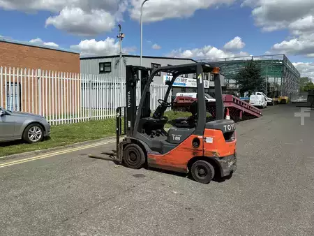 Dieselový VZV 2021  Toyota 42-8FDF18 (2)