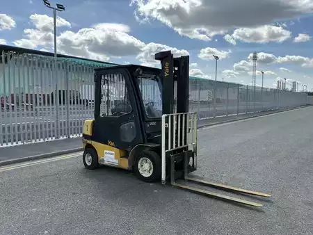 Empilhador diesel 2019  Yale GDP25MXV2420 (5)