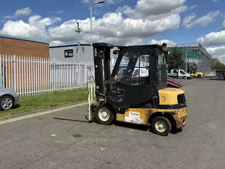 Carretilla elevadora diésel 2019  Yale GDP25MXV2420 (2)