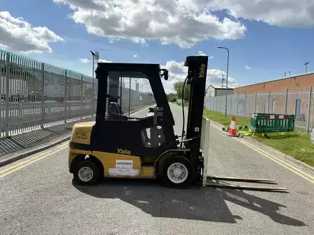 Carretilla elevadora diésel 2019  Yale GDP25MXV2420 (5)