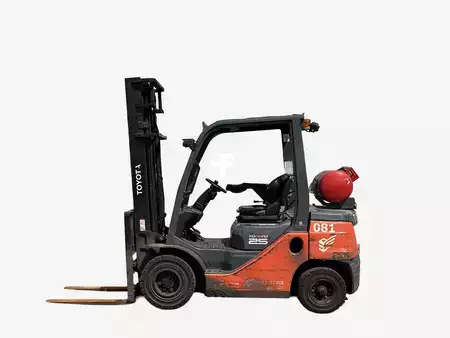 Gasoltruck 2021  Toyota 02-8FGF25 (1)