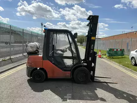 Gas gaffeltruck 2019  Toyota 02-8FGJF35 (4)