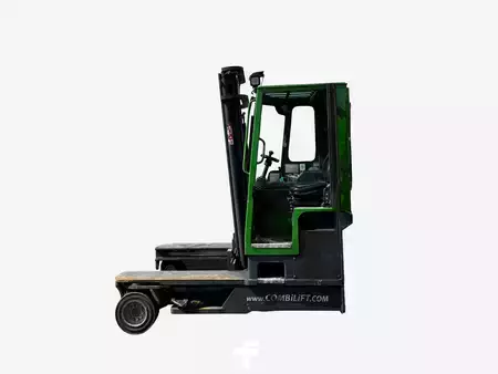 Chariots multidirectionnels 2009  Combilift C4000 (1)