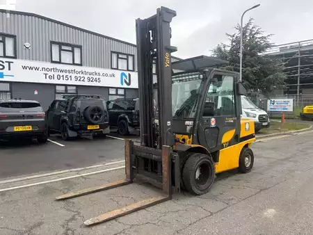 Chariots élévateurs diesel 2012  Yale GDP45VX (5)
