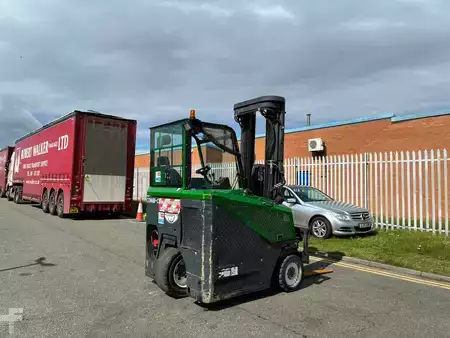 Chariots multidirectionnels 2014  Combilift CB4000 (3)