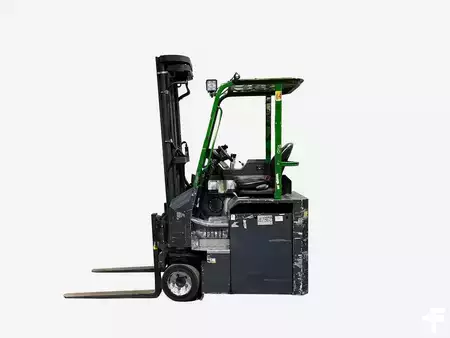Vierwegestapler 2019  Combilift CBE 3000 (1)