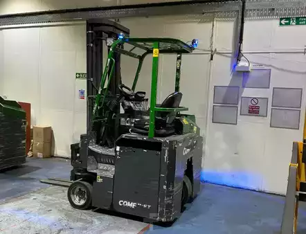Vierwegestapler 2019  Combilift CBE 3000 (2)