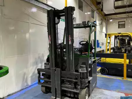 Vierwegestapler 2019  Combilift CBE 3000 (3)