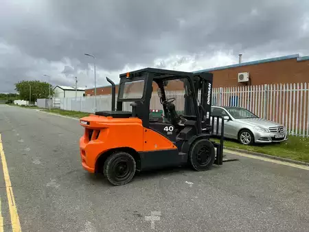 Dieselstapler 2019  Doosan D40SC-7 (2)