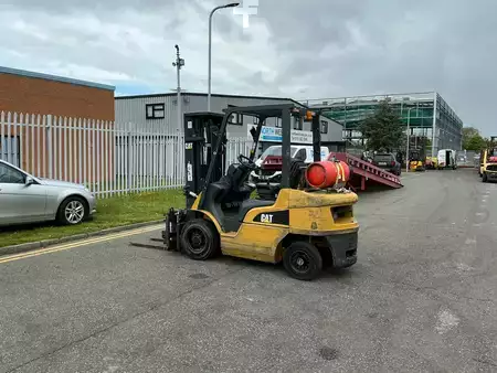 Treibgasstapler 2014  CAT Lift Trucks GP25NT (3)