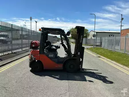 Chariots élévateurs GPL 2019  Toyota 02-8FGF25 (5)