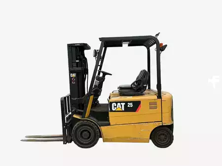 El truck - 4 hjulet 2011  CAT Lift Trucks EP25K-PAC (1)