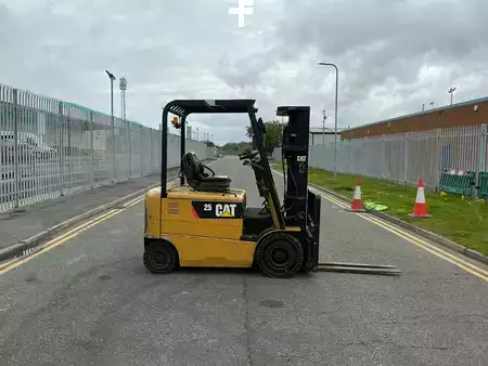 El truck - 4 hjulet 2011  CAT Lift Trucks EP25K-PAC (2)