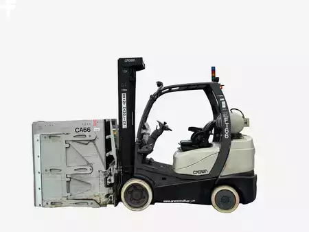 Nestekaasutrukki - Crown C.51000 (1)