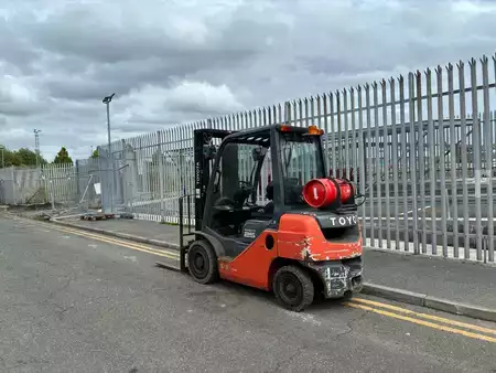 Chariots élévateurs GPL 2019  Toyota 02-8FGF25 (3)