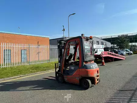 Elektro čtyřkolový VZV 2015  Toyota 8FBMT15E11026 (5)