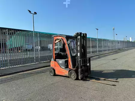 Elektro čtyřkolový VZV 2015  Toyota 8FBMT15E11026 (6)