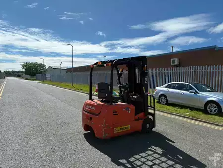 El Truck - 3-hjul 2010  Nexen FBAT16RD (6)