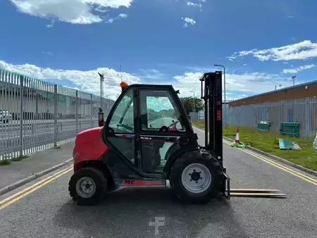 Ruwterreinheftrucks 2021  Manitou MC18-4 (4)