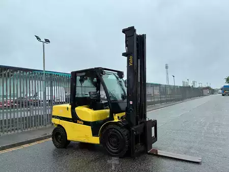 Diesel heftrucks 2012  Yale GDP55VXV3264 (3)