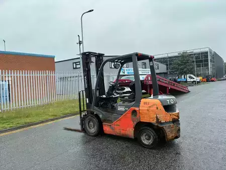 Diesel heftrucks 2015  Toyota 02-8FDF25 (3)