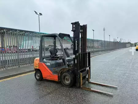 Diesel heftrucks 2015  Toyota 02-8FDF25 (5)