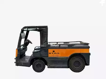 Chariots tracteurs 2010  Still R07-25 (1)