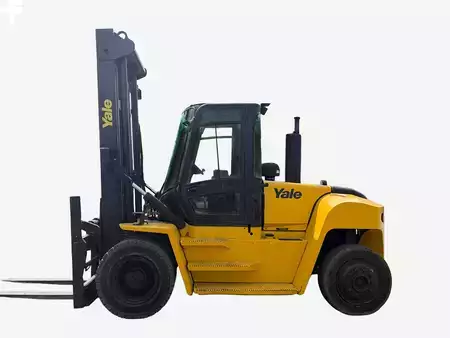Diesel heftrucks 2012  Yale GDP120 (1)