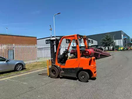 Gázüzemű targoncák 2009  Hyster H2.0FT (2)