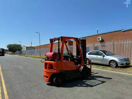Gázüzemű targoncák 2009  Hyster H2.0FT (5)
