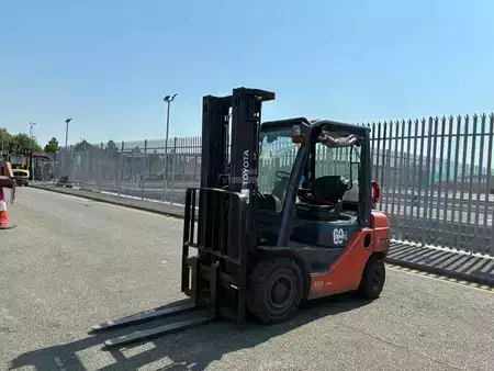 Carrelli elevatori GPL 2019  Toyota 02-8FGF25 (2)