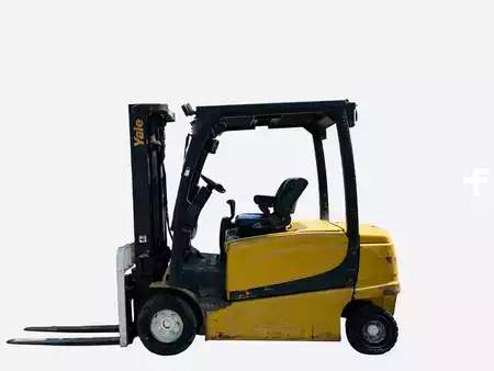 Eléctrico - 4 rodas 2011  Yale ERP35VL (1)