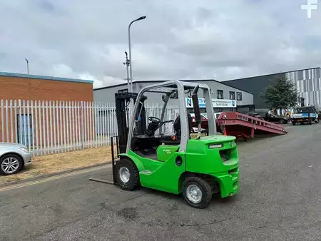Empilhador diesel 2020  Cesab M320 (5)