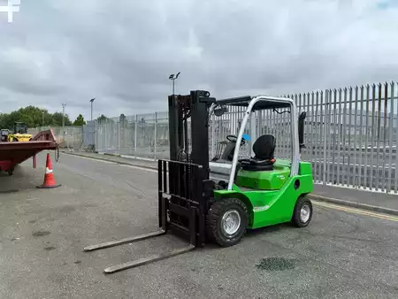 Empilhador diesel 2020  Cesab M320 (6)