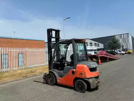 Diesel heftrucks 2019  Toyota 02-8FDF25 (2)