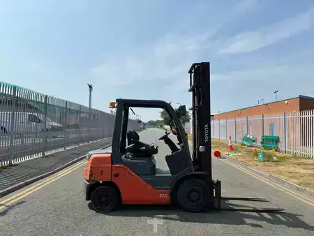 Diesel heftrucks 2019  Toyota 02-8FDF25 (4)