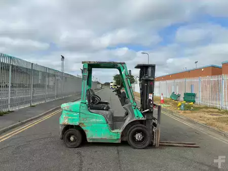 Dieselstapler 2019  Mitsubishi FD25NT (4)