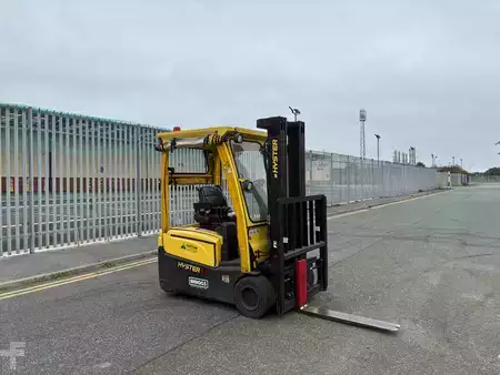 Carrelli elettrici 3 ruote 2016  Hyster J1.8XNTMWB (2)