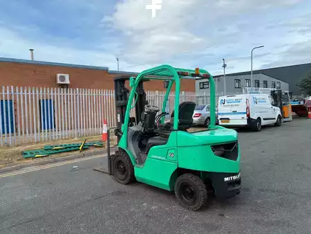 Dieseltruck 2006  Mitsubishi FD25N (2)