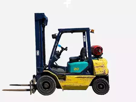 Empilhador a gás 2000  Komatsu FG20-1E (1)