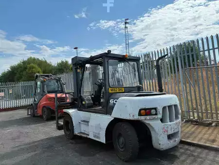 Diesel Forklifts 2012  Doosan D60S-5 (2)