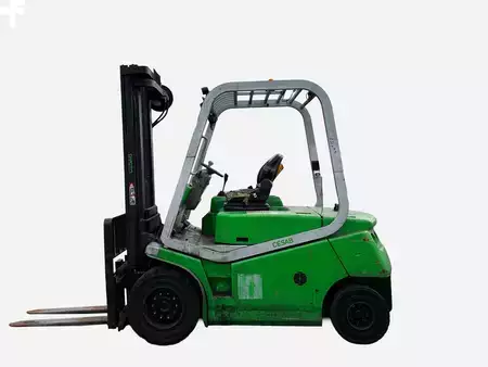 Carrelli elettrici 4 ruote 2003  Cesab 500AC (1)
