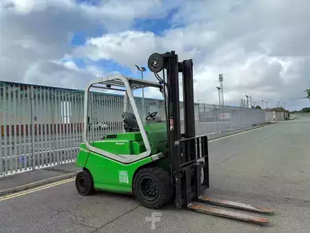 Carrelli elettrici 4 ruote 2003  Cesab 500AC (5)