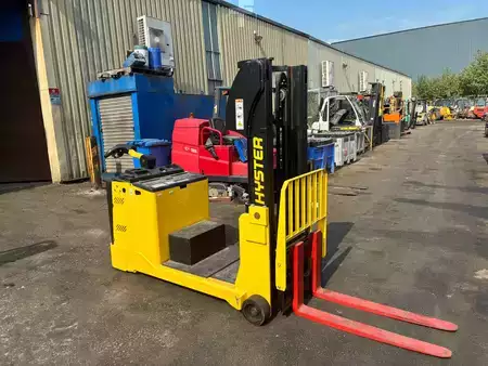Wózek wysokiego podnoszenia 2018  Hyster S1.5C (2)