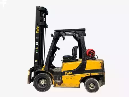 Wózki gazowe 2016  Yale GLP35VXE2345 (1)