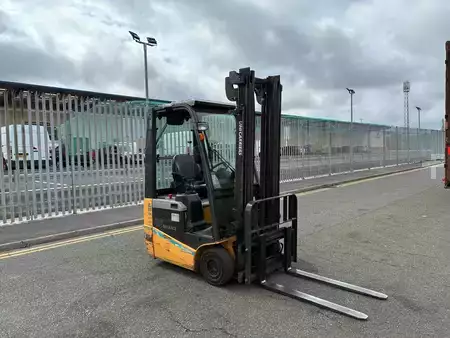 Elektryczne 3-kołowe 2014  Unicarriers AS1N1L15T (2)