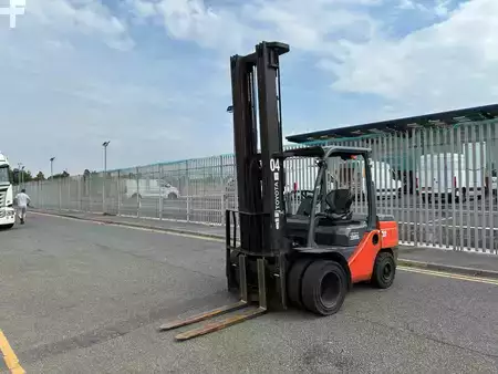 Diesel heftrucks 2020  Toyota 52-8FDJF35 (2)