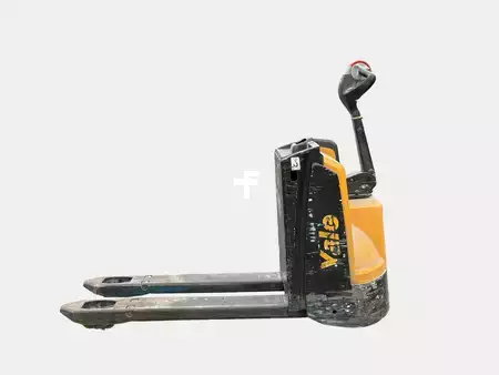 Electric Pallet Trucks 2020  Yale MP16 (1)