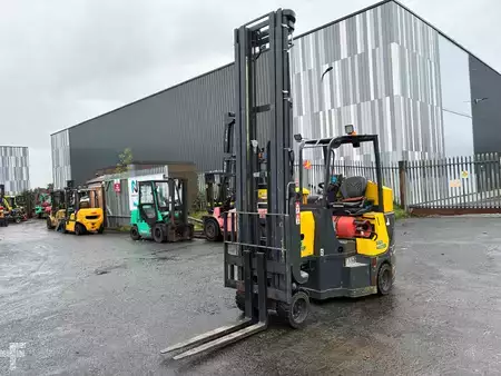 Carretilla pasillo estrecho 2019  Aisle Master 20NG (6)